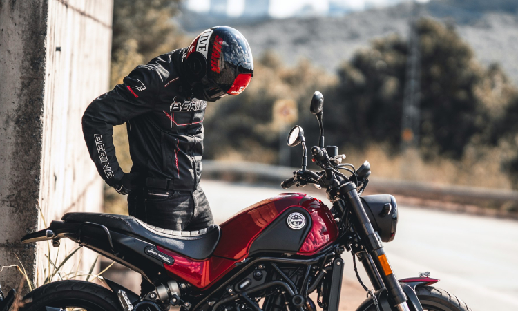 Motorcycle Tour to Queen Elizabeth National Park, Uganda